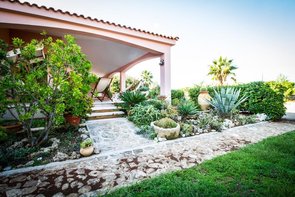 I Giardini Dell'Agave Apartment Torre Santa Sabina Exterior photo